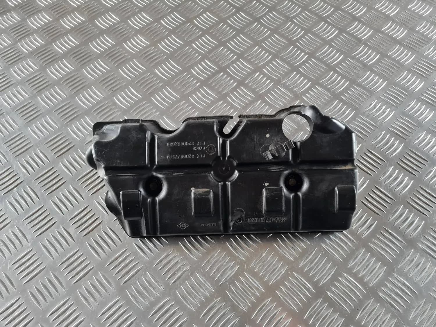 Крышка головки блока (клапанная) RENAULT SCENIC III 2011 - foto 4