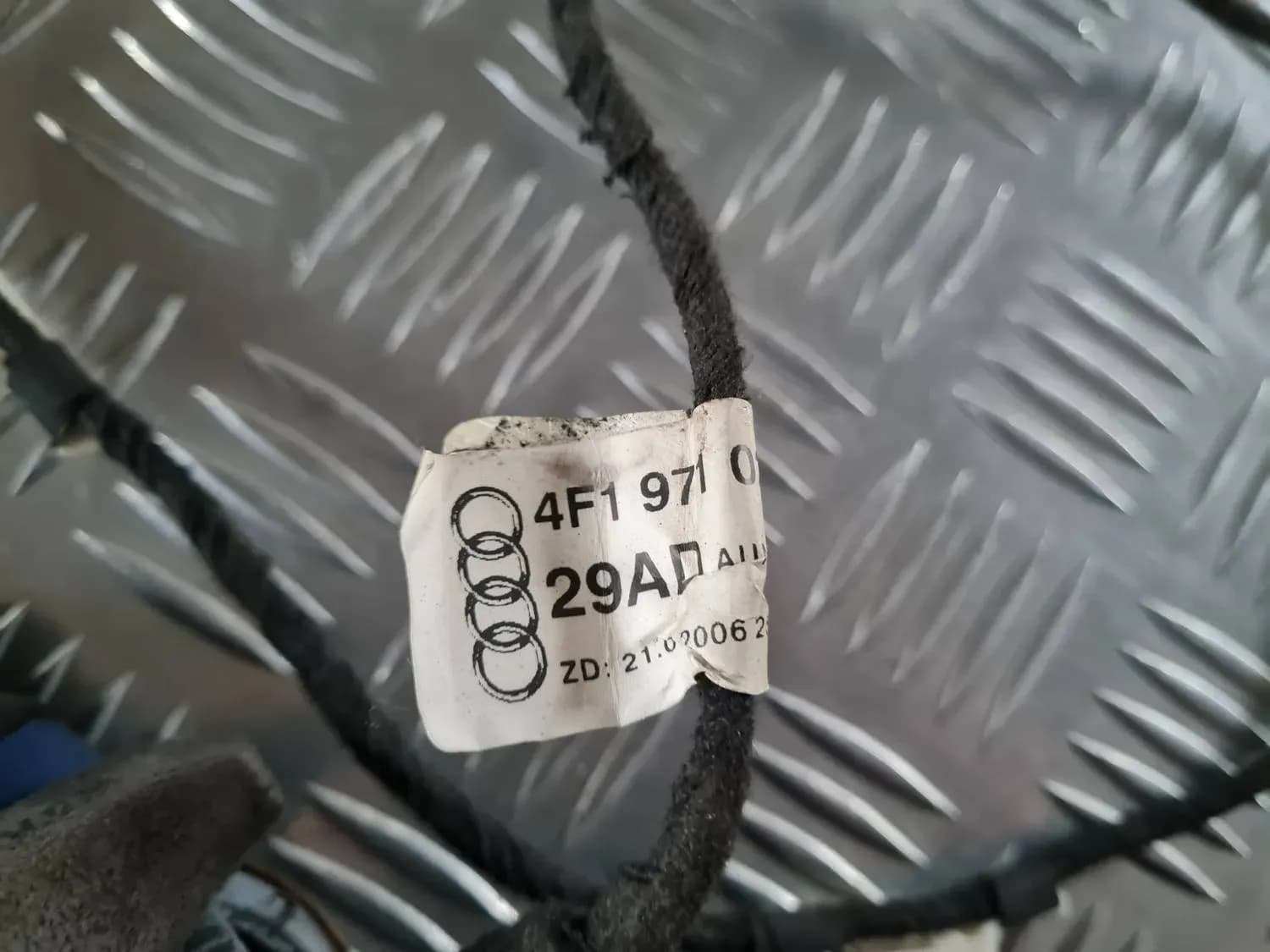 Дверные провода AUDI A6 2008 - foto 3
