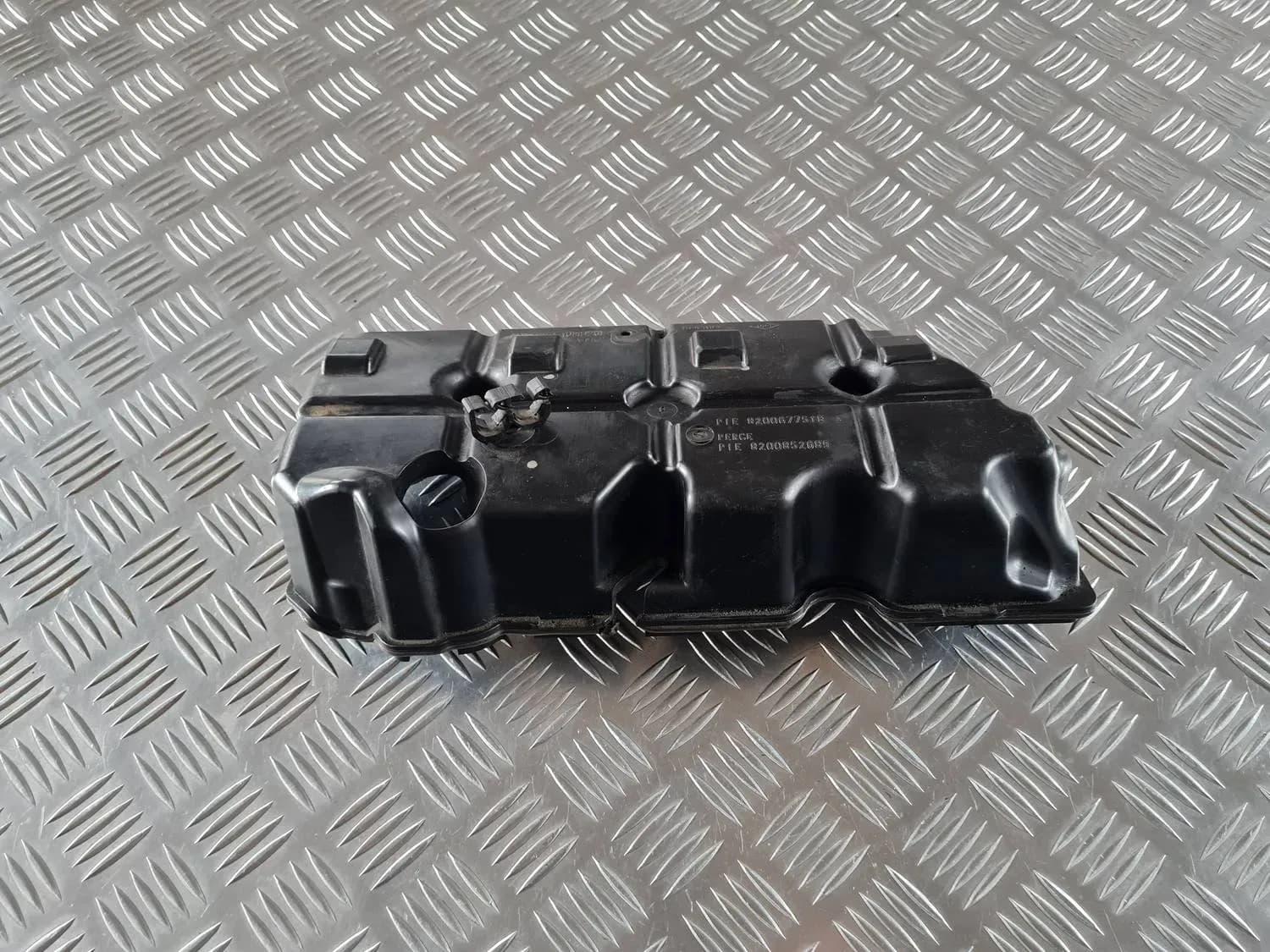 Крышка головки блока (клапанная) RENAULT SCENIC III 2011 - foto 1