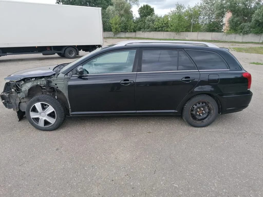 Фото разобранного автомобиля 1