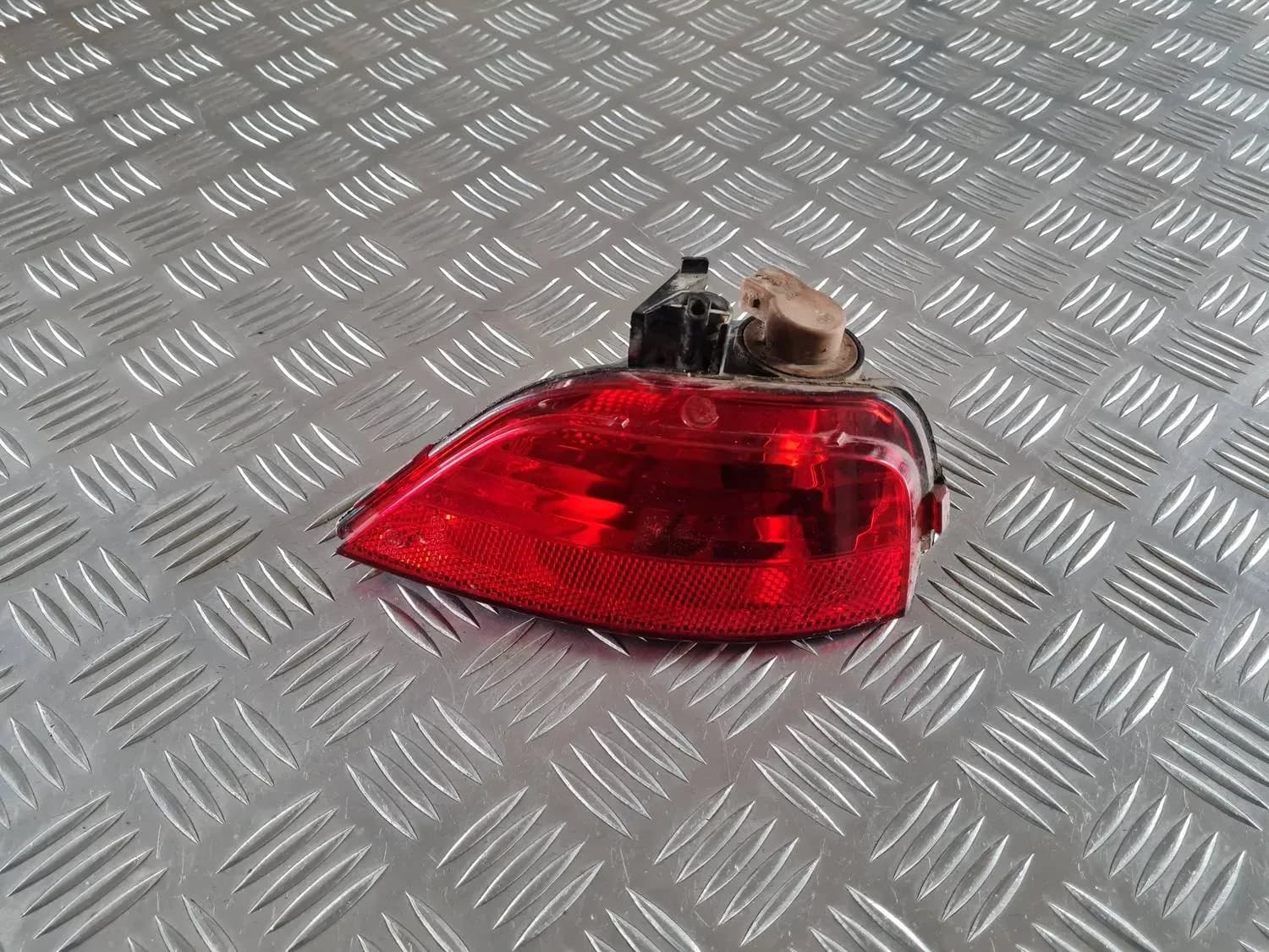 Противотуманка задняя левая RENAULT SCENIC III 2011 - foto 1