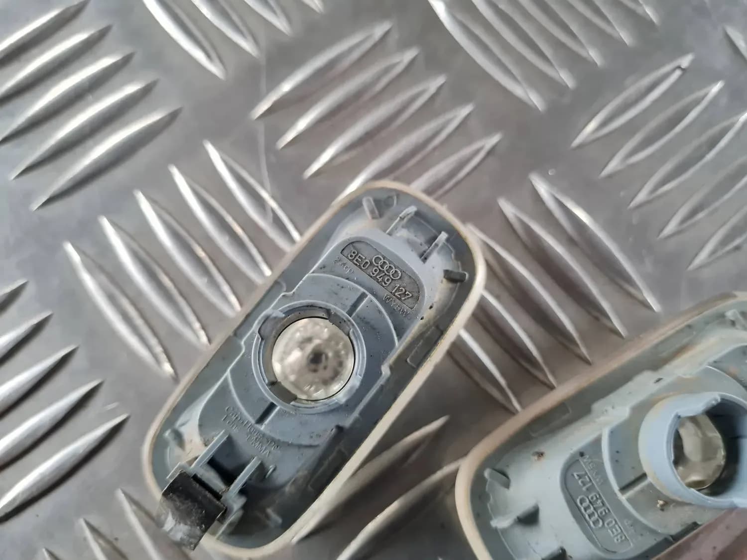 Фонарь (повторитель) AUDI A6 2008 - foto 3