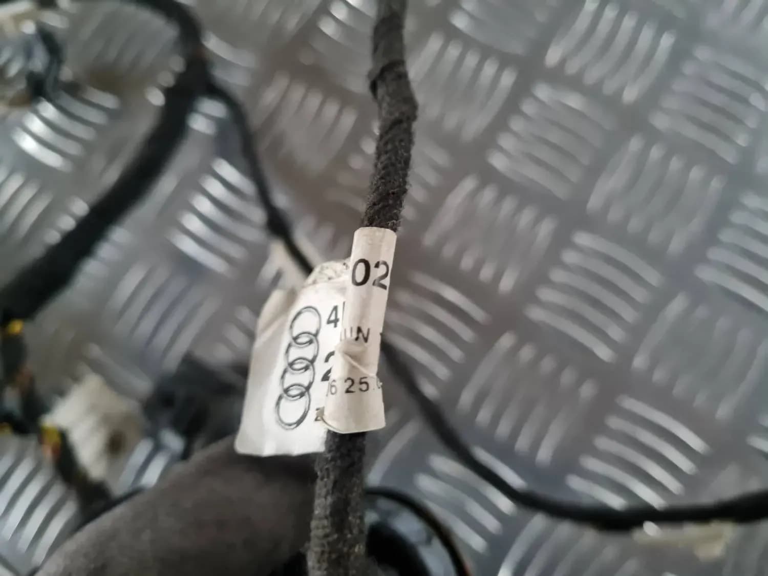 Дверные провода AUDI A6 2008 - foto 4