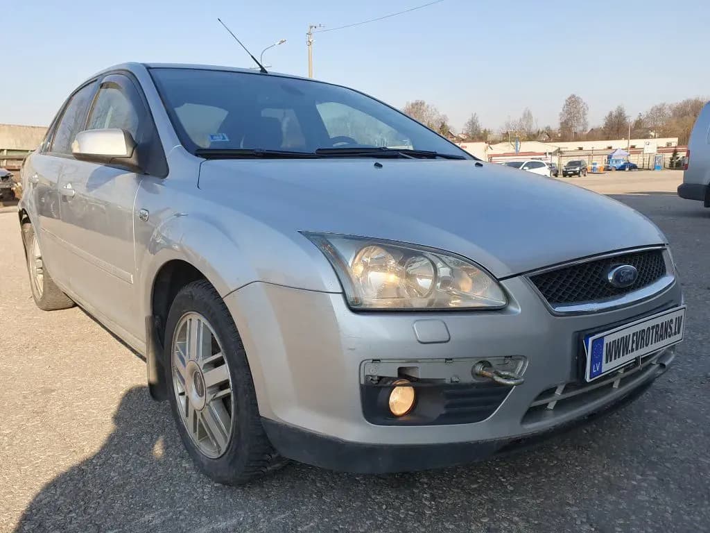 Фото разобранного автомобиля 2