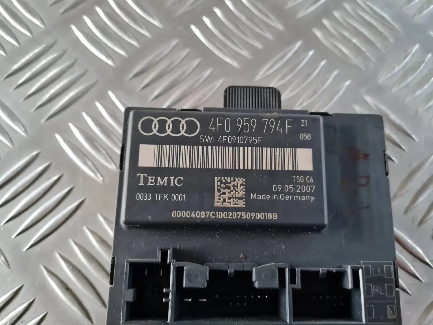 Блок управления двери задний правый AUDI A6 2008 - foto 2