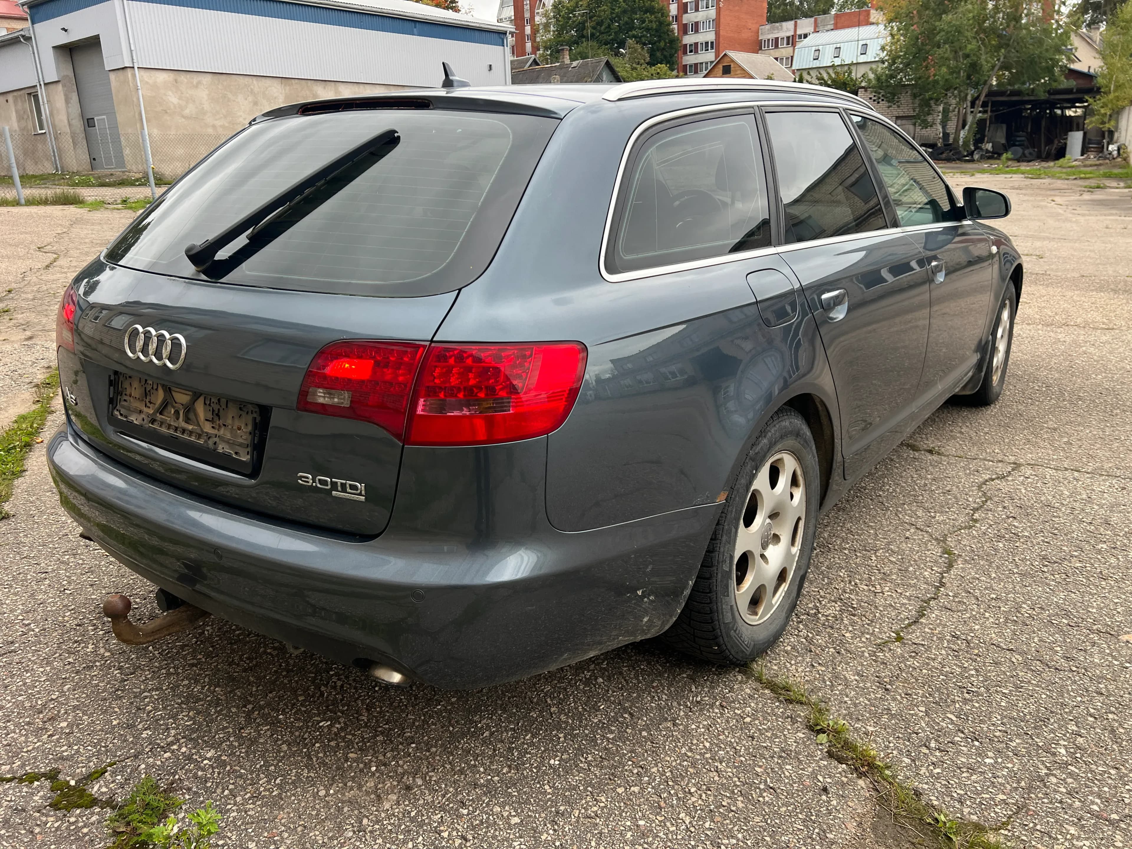 Фото разобранного автомобиля 5