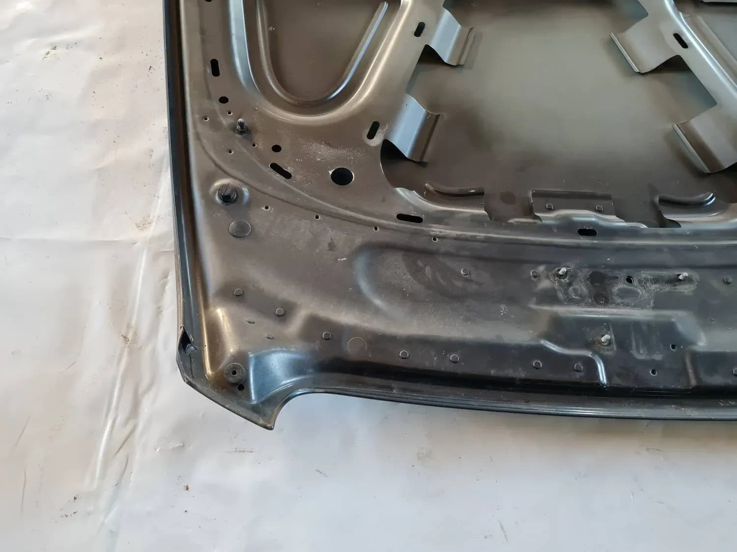 Капот AUDI A6 2008 - foto 5