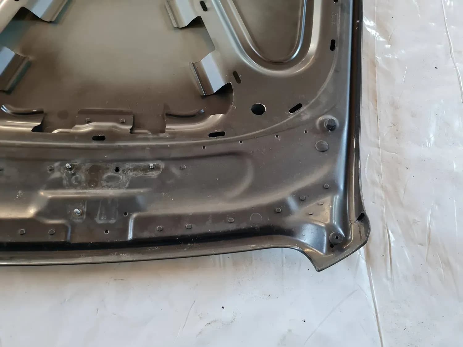 Капот AUDI A6 2008 - foto 6