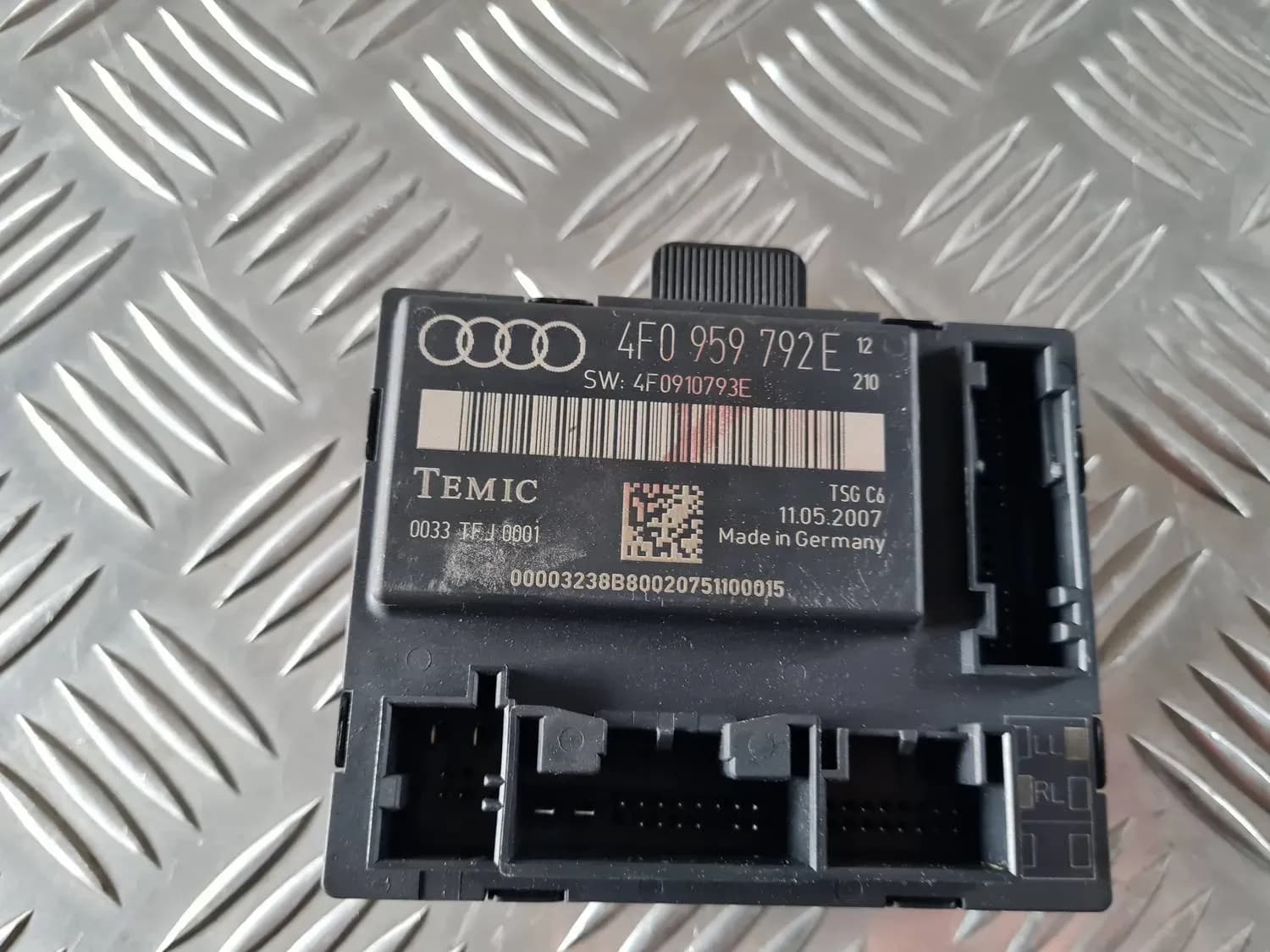 Блок управления комфортом AUDI A6 2008 - foto 2