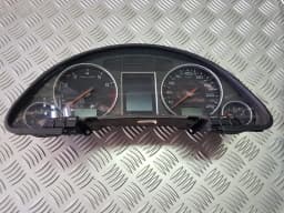 Спидометр AUDI A4 2001