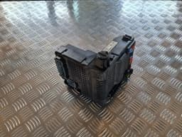 Блок предохранителей VOLVO V70 2006