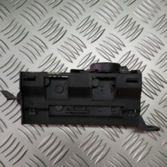 Bagažnieka vāka vadības bloks priekš AUDI A7 2011 SPORTBACK