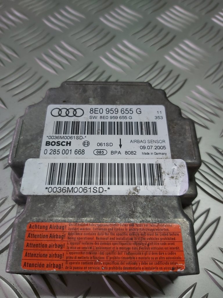 Drošības spilvena vadības bloks priekš AUDI A4 AVANT 2005 1 Drošības spilvena vadības bloks priekš AUDI A4 AVANT 2005