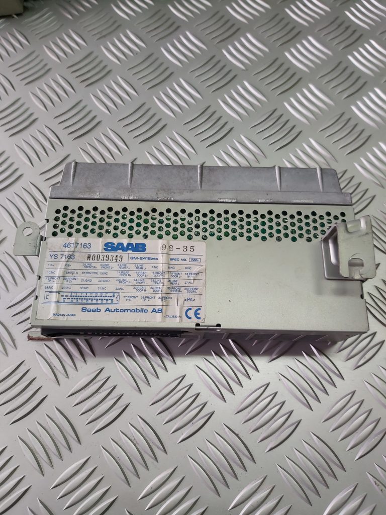 Audio pastiprinātāja bloks priekš SAAB 9-5 1999 1 Audio pastiprinātāja bloks priekš SAAB 9-5 1999