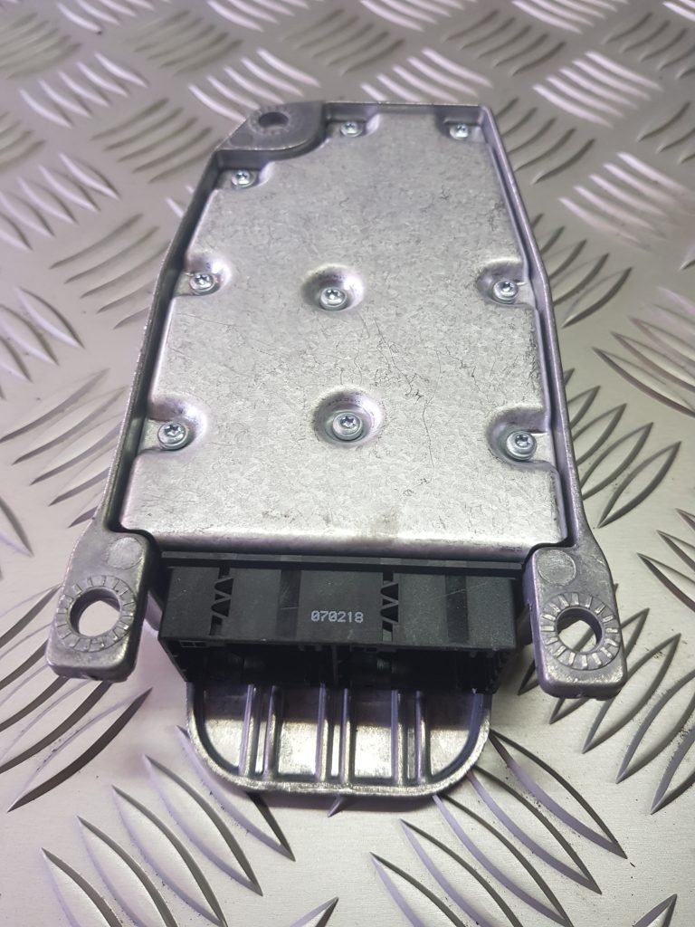 Drošības spilvena vadības bloks priekš BMW 525D E61 2007 TOURING BLACK 2 Drošības spilvena vadības bloks priekš BMW 525D E61 2007 TOURING BLACK