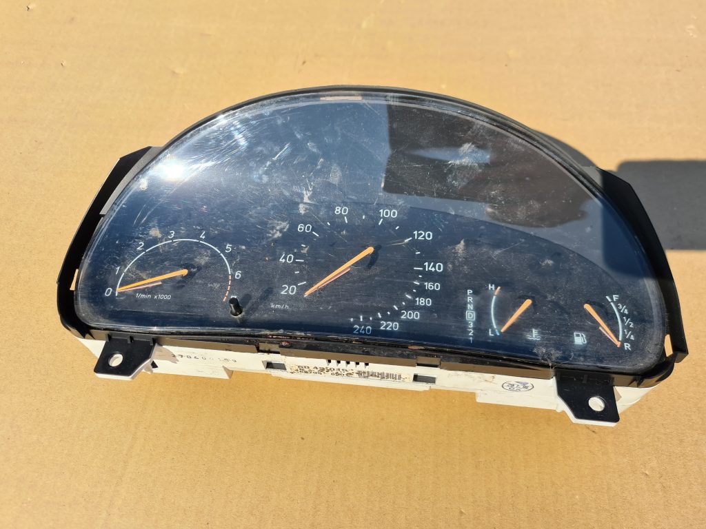 Spidometrs priekš SAAB 9-5 1999 1 Spidometrs priekš SAAB 9-5 1999