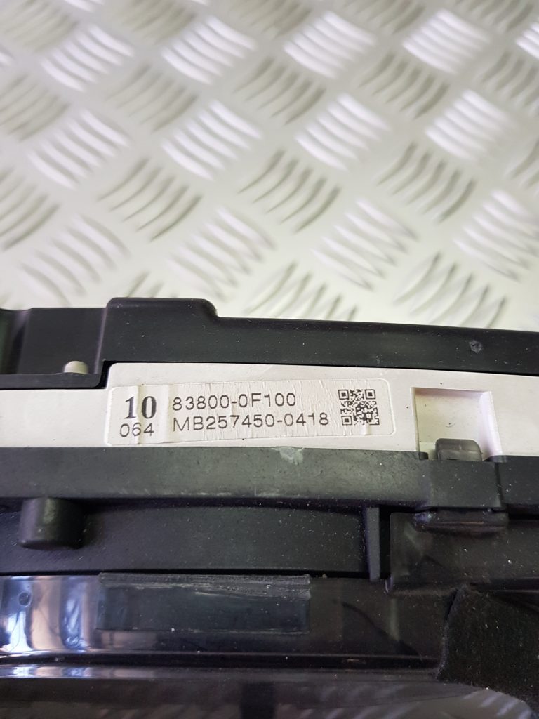 Spidometrs priekš TOYOTA VERSO 2012 3 Spidometrs priekš TOYOTA VERSO 2012