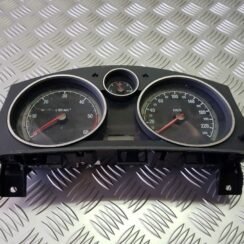 Spidometrs priekš OPEL ASTRA H STATION WAGON 2009