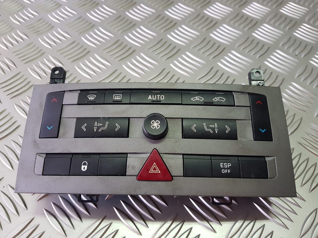 Klimata kontroles bloks priekš PEUGEOT 407 2005 1 Klimata kontroles bloks priekš PEUGEOT 407 2005