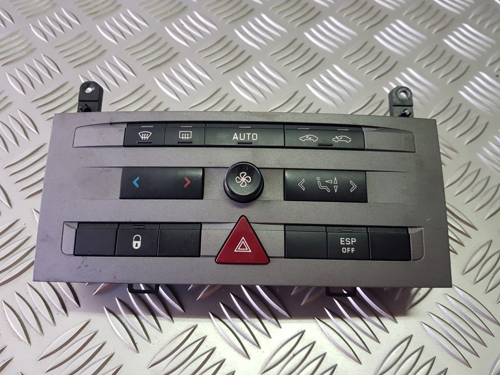 Klimata kontroles bloks priekš PEUGEOT 407 2004 1 Klimata kontroles bloks priekš PEUGEOT 407 2004