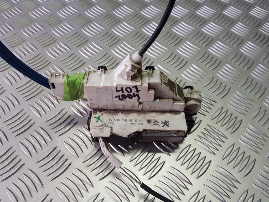 Aizmugurējo kreiso durvju slēdzene priekš PEUGEOT 407 2004 1 Aizmugurējo kreiso durvju slēdzene priekš PEUGEOT 407 2004