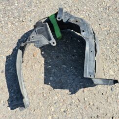 Priekšējais kreisais paspārns priekš NISSAN X-TRAIL 2008