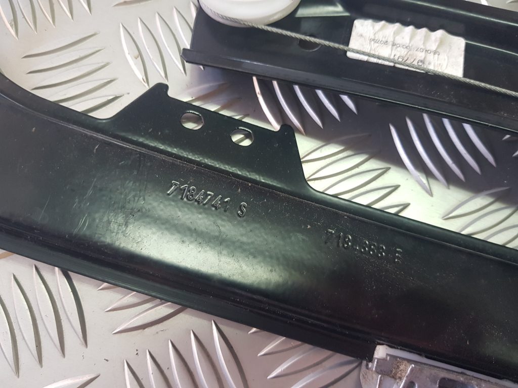 Stikla pacelšanas mehānisms priekšējais kreisais priekš BMW 525D E61 2007 TOURING BLACK 3 Stikla pacelšanas mehānisms priekšējais kreisais priekš BMW 525D E61 2007 TOURING BLACK