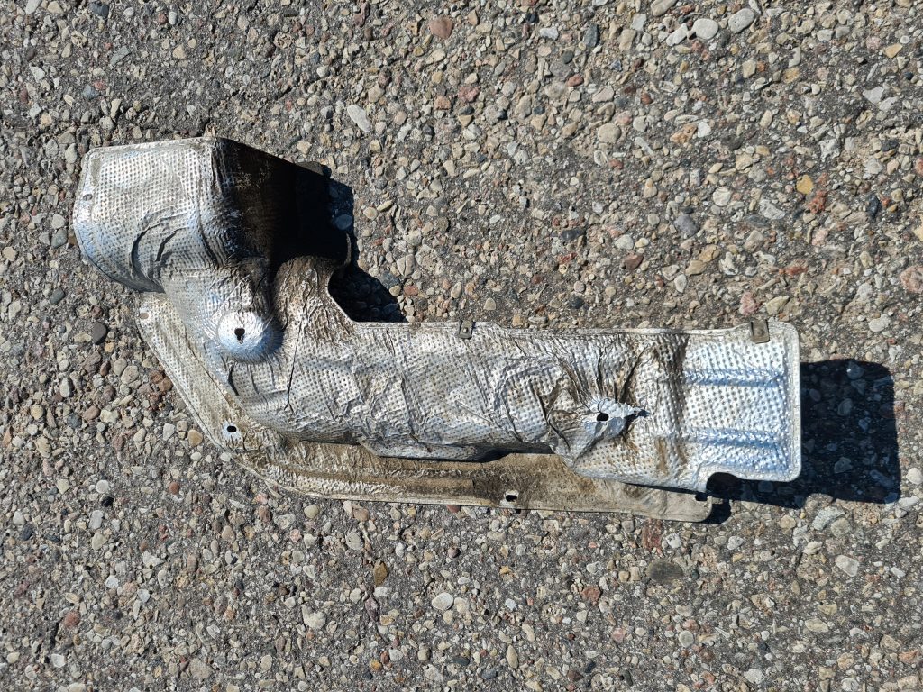 Karstuma aizsargs (mazs) priekš BMW 525D E61 2007 TOURING BLACK 1 Karstuma aizsargs (mazs) priekš BMW 525D E61 2007 TOURING BLACK