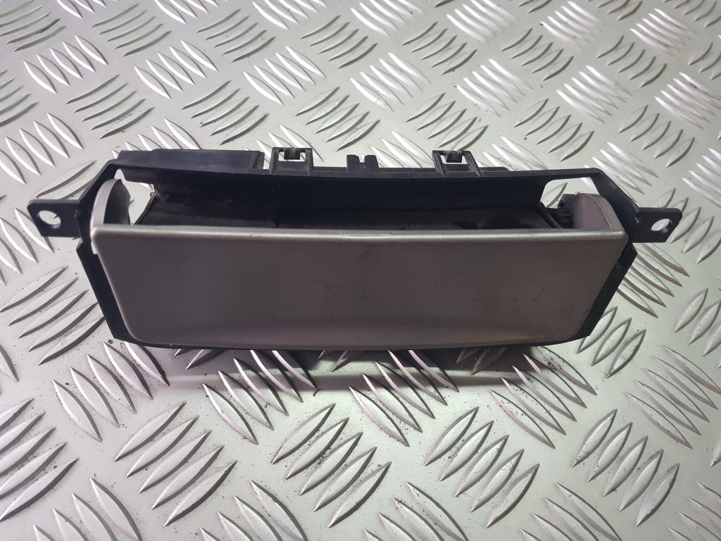 Pelnu trauks priekš FORD GALAXY 2007 1 Pelnu trauks priekš FORD GALAXY 2007