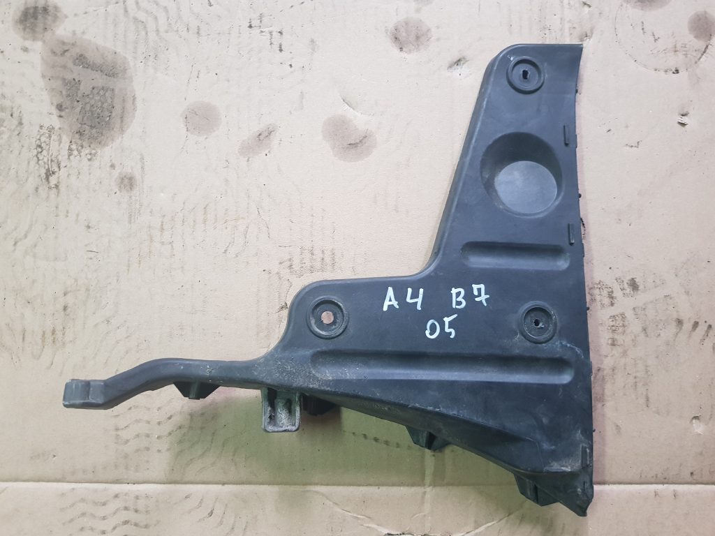 Aizmugurējā spārna un bufera stiprinājums priekš AUDI A4 2005 1 Aizmugurējā spārna un bufera stiprinājums priekš AUDI A4 2005