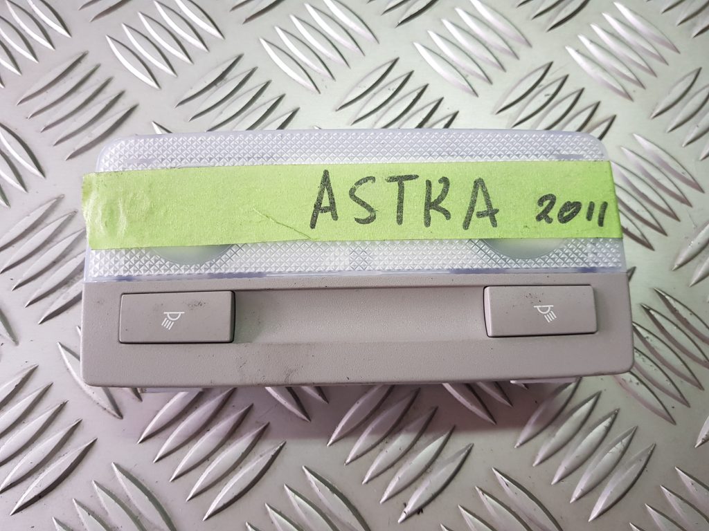 Aizmugurējo sēdvietu apgaismojums priekš OPEL ASTRA J 2011 1 Aizmugurējo sēdvietu apgaismojums priekš OPEL ASTRA J 2011
