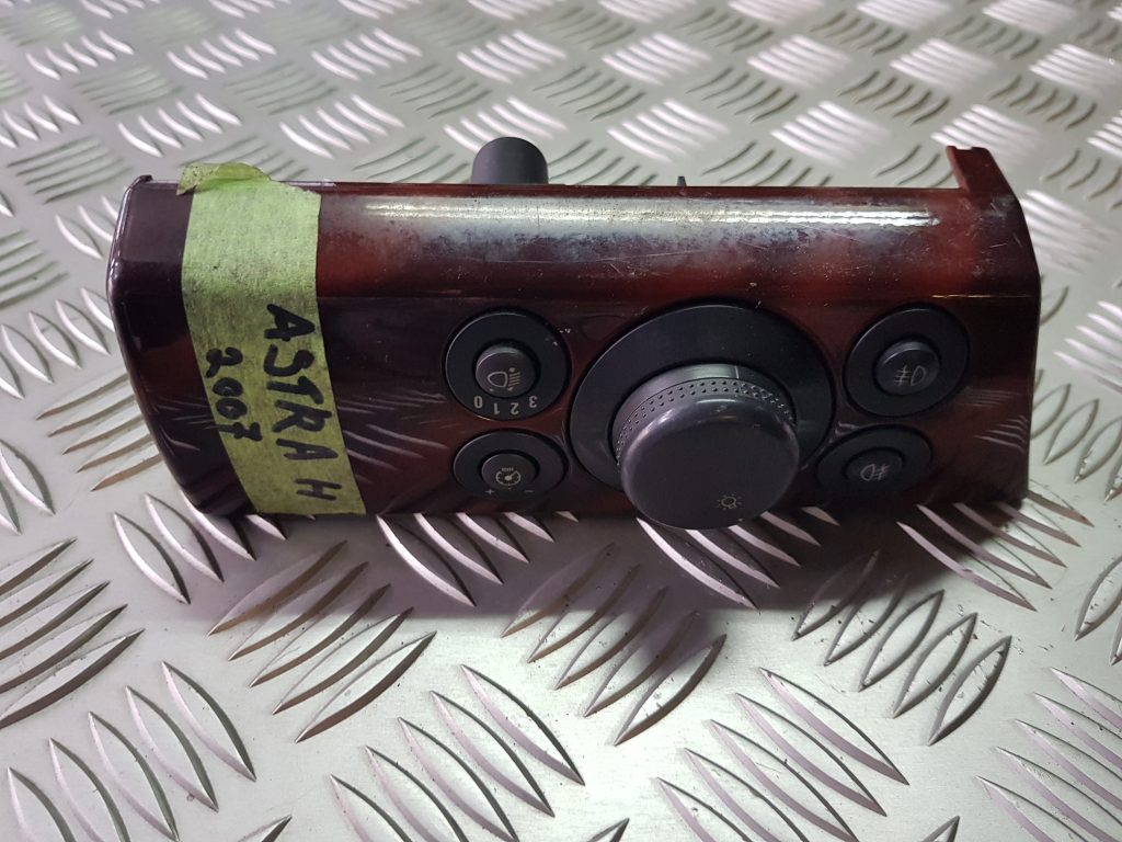 Gaismas slēdzis priekš OPEL ASTRA H STATION WAGON 2007 1 Gaismas slēdzis priekš OPEL ASTRA H STATION WAGON 2007