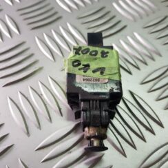 Bremžu signāla slēdzis priekš VOLVO V70 2002 SILVER