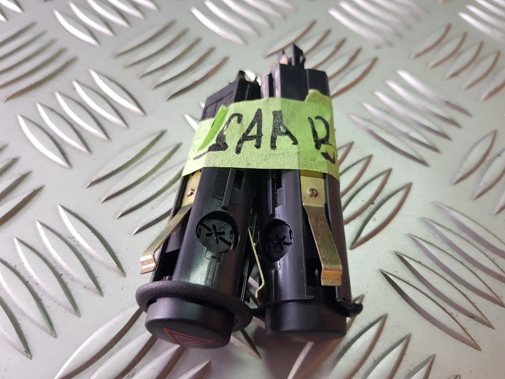 Trauksmes poga priekš SAAB 9-5 1999 1 Trauksmes poga priekš SAAB 9-5 1999