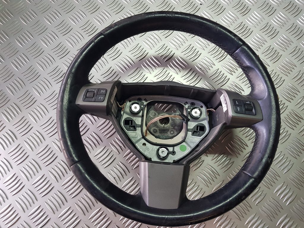 Stūre priekš OPEL ASTRA H STATION WAGON 2007 1 Stūre priekš OPEL ASTRA H STATION WAGON 2007