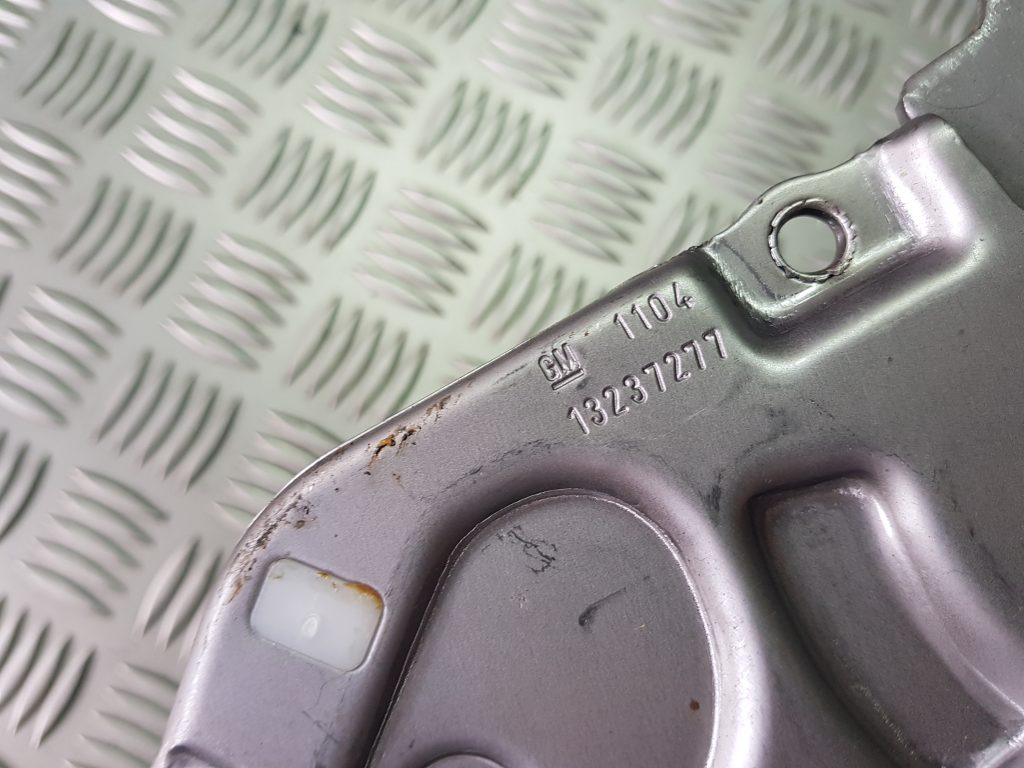 Stāvbremzes svira priekš OPEL ASTRA H STATION WAGON 2009 3 Stāvbremzes svira priekš OPEL ASTRA H STATION WAGON 2009