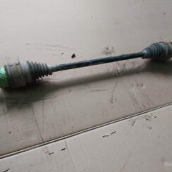 Pusass aizmugurē priekš VOLVO XC70 2004