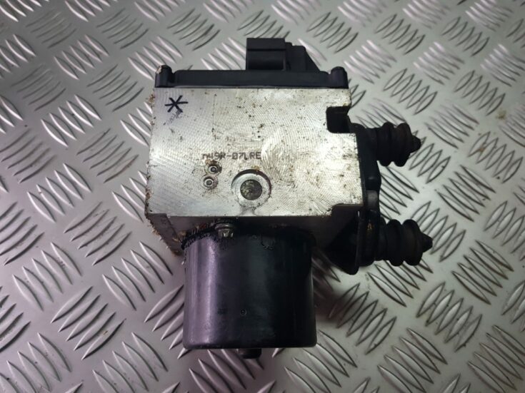 ABS bloks priekš VW PASSAT B6 2006 ANGL. UNIVERSAL