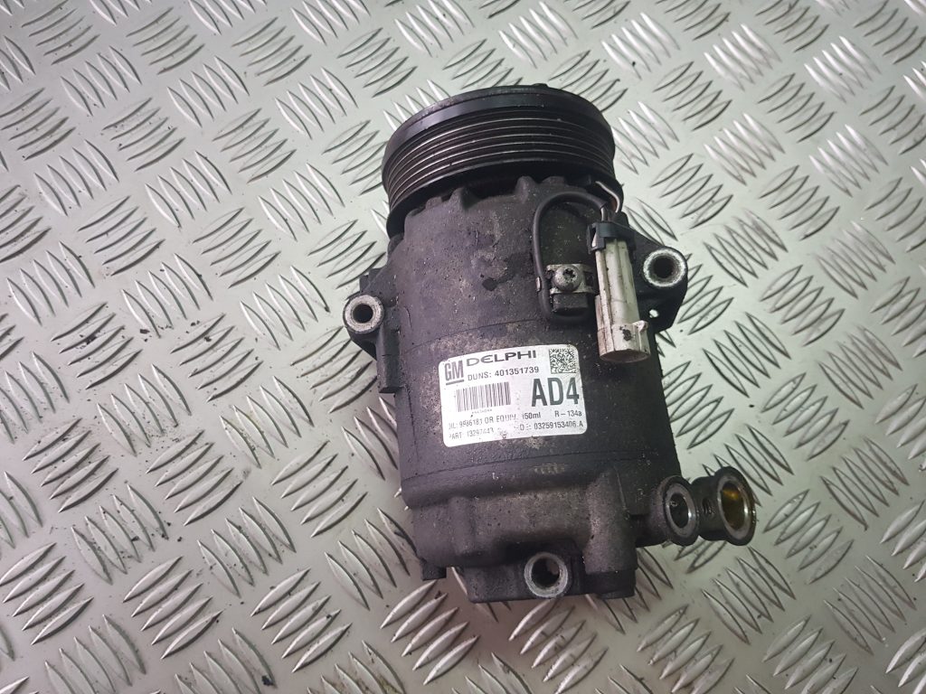 Gaisa kondicioniera kompresors priekš OPEL ASTRA H STATION WAGON 2007 1 Gaisa kondicioniera kompresors priekš OPEL ASTRA H STATION WAGON 2007