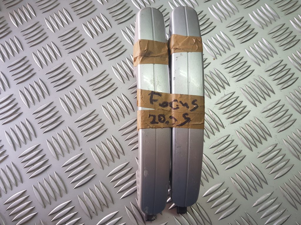 Ārējais durvju rokturis priekš FORD FOCUS 2006 2 Ārējais durvju rokturis priekš FORD FOCUS 2006