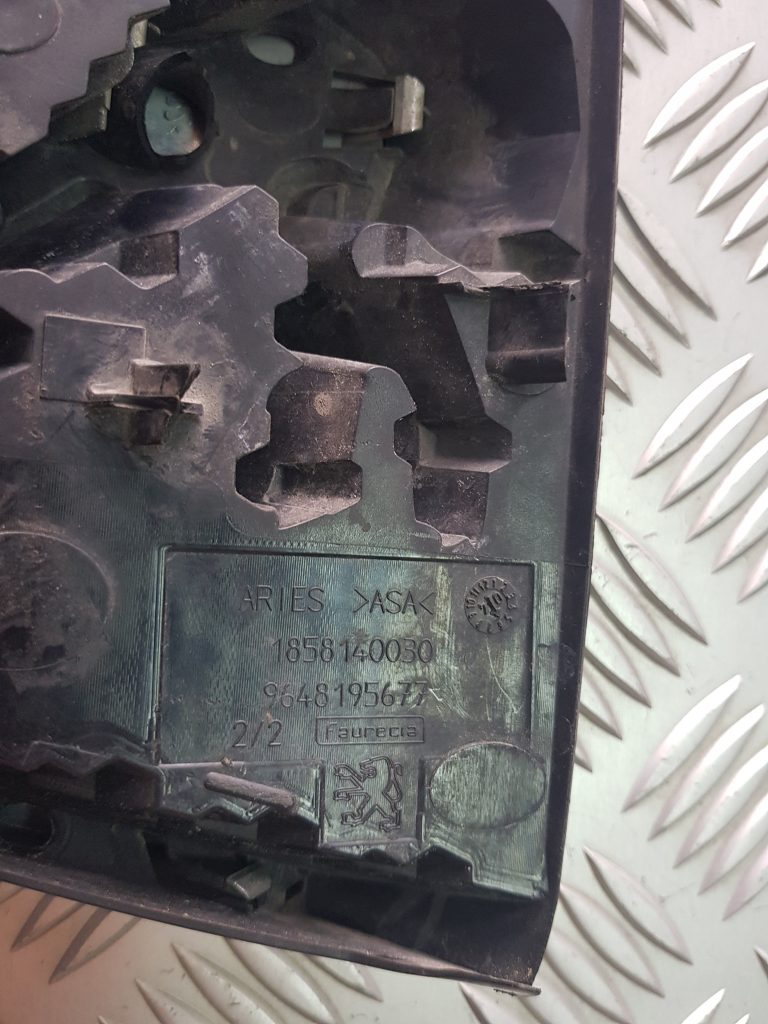 Logotips/Emblema priekš PEUGEOT 407 2005 3 Logotips/Emblema priekš PEUGEOT 407 2005