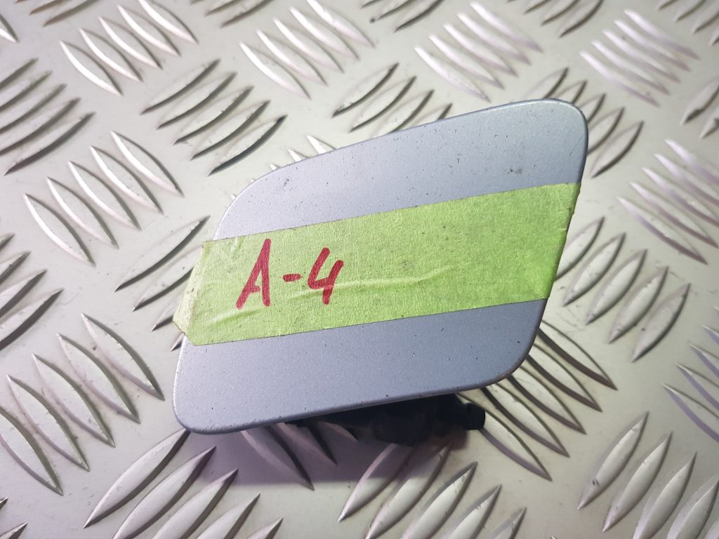 Lukturu mazgātāja sprauslas vāks priekš AUDI A4 2003 1 Lukturu mazgātāja sprauslas vāks priekš AUDI A4 2003