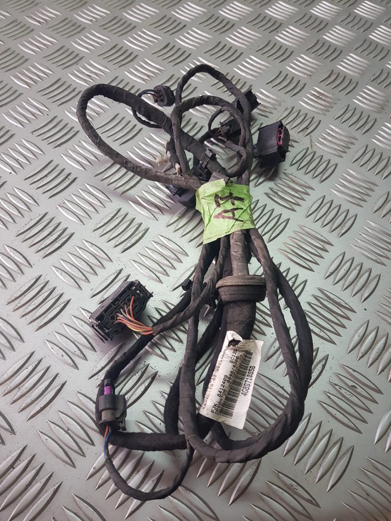 Pārkošanas devēju vads priekš AUDI A7 2011 SPORTBACK 1 Pārkošanas devēju vads priekš AUDI A7 2011 SPORTBACK