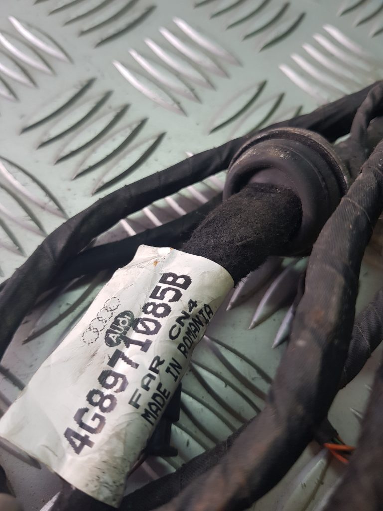 Pārkošanas devēju vads priekš AUDI A7 2011 SPORTBACK 2 Pārkošanas devēju vads priekš AUDI A7 2011 SPORTBACK