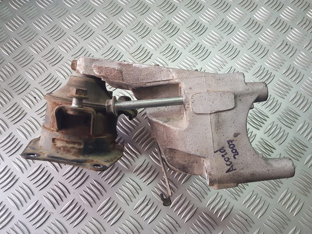 Dzinēja spilvens priekš HONDA ACCORD 2007 YR565P 1 Dzinēja spilvens priekš HONDA ACCORD 2007 YR565P