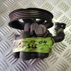 Hidrauliskais pastiprinātājs priekš TOYOTA AVENSIS 2004