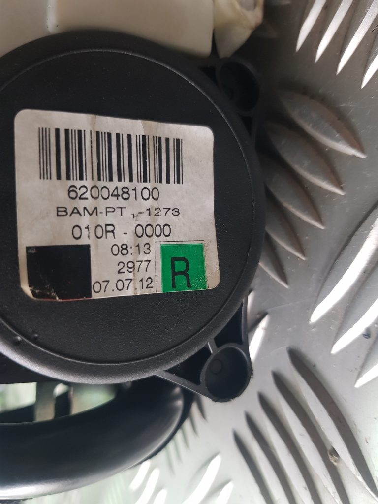 Priekšējā labā drošības josta priekš MERCEDES BENZ E250 W212 2014 2 Priekšējā labā drošības josta priekš MERCEDES BENZ E250 W212 2014