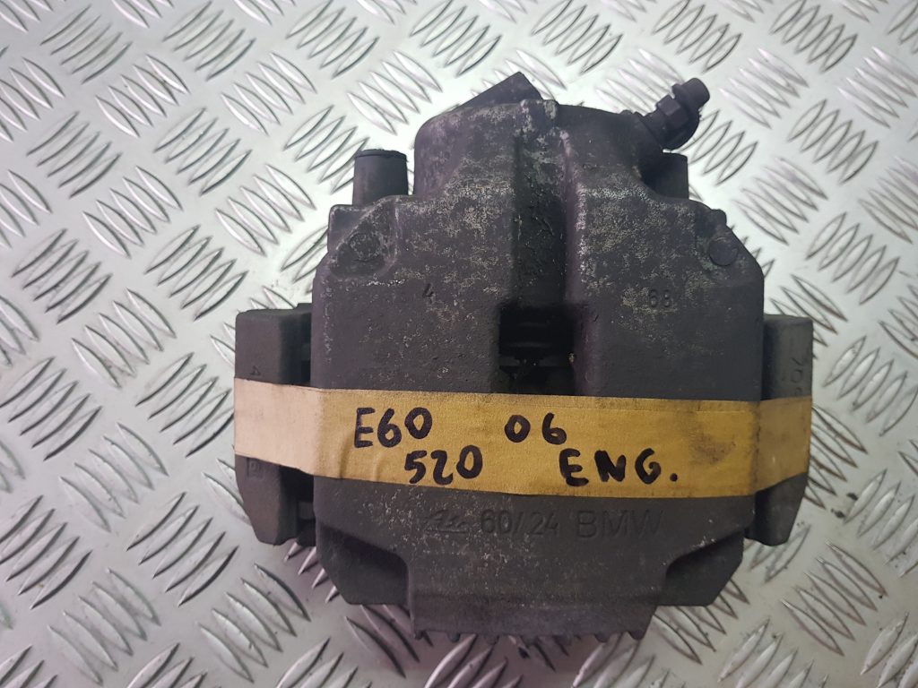 Priekšējais kreisais suports priekš BMW 520D E60 2006 ENG. 1 Priekšējais kreisais suports priekš BMW 520D E60 2006 ENG.
