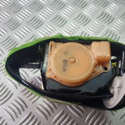 Priekšējā labā drošības josta priekš TOYOTA AVENSIS 2004