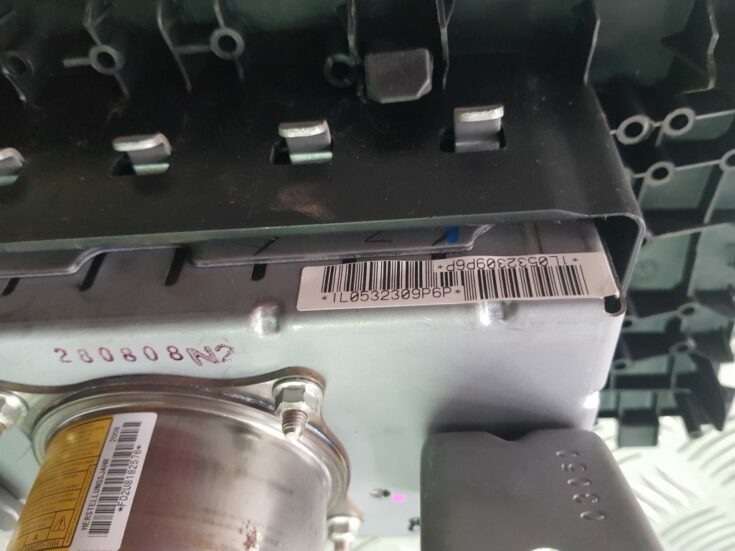 Mērinstrumentu paneļa drošības spilvens priekš TOYOTA HILUX 2009